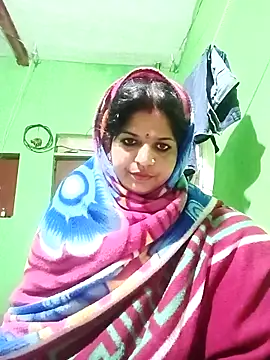 Karishma cute online show from November 7, 2025, 12:15 am