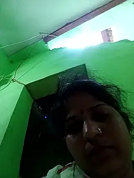 Karishma cute online show from January 13, 2026, 6:39 am