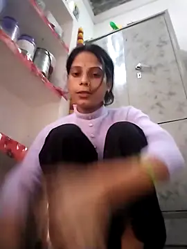 Nitya hot online show from November 28, 2025, 3:07 am