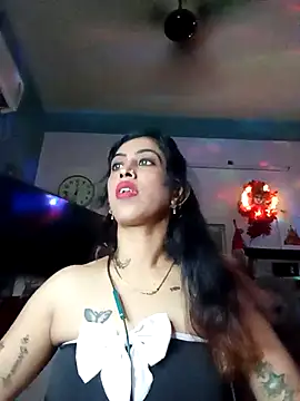 Darling Annie online show from October 24, 2025, 6:18 pm