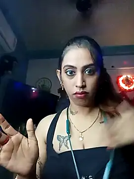 Darling Annie online show from November 27, 2025, 6:30 pm