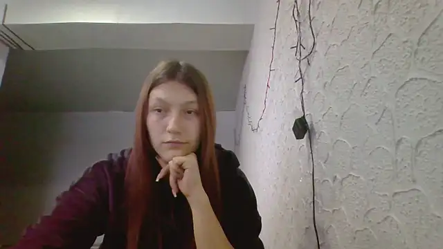 luna tt online show from February 8, 2026, 2:04 pm