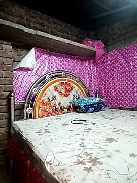 JYRR25 online show from April 12, 2026, 3:48 pm