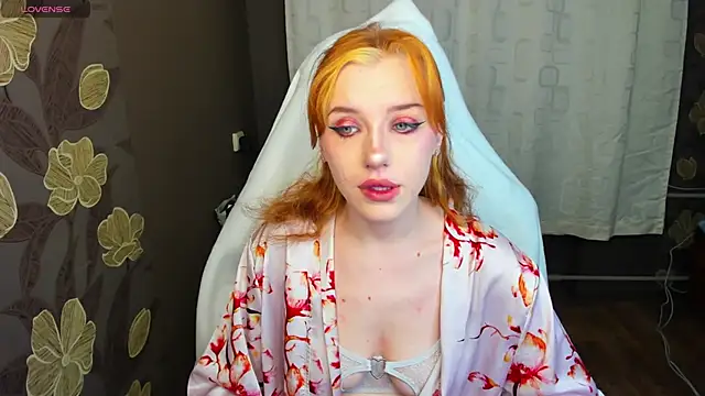 MeganNewCat online show from May 18, 2026, 7:40 pm