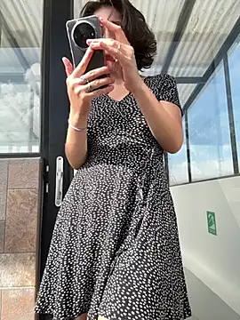 Snapshot of Ryan_ruru chatting on February 9, 2026, 2:04 pm Ryan ruru online show from February 9, 2026, 2:04 pm