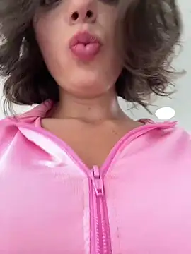 Snapshot of Ryan_ruru chatting on February 11, 2026, 2:28 pm Ryan ruru online show from February 11, 2026, 2:28 pm