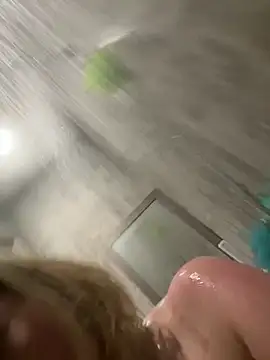 Snapshot of queenkelly1234 chatting on February 21, 2026, 1:13 pm queenkelly1234 online show from February 21, 2026, 1:13 pm