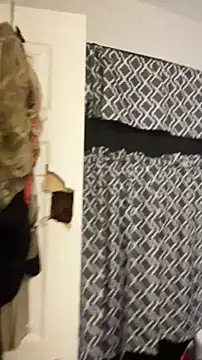 queenkelly1234 online show from November 9, 2025, 8:35 pm