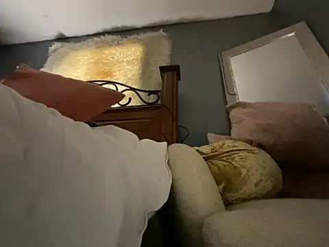 Snapshot of queenkelly1234 chatting on January 18, 2026, 4:32 pm queenkelly1234 online show from January 18, 2026, 4:32 pm