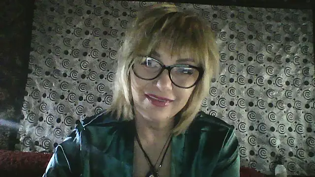 Lia Ray online show from March 4, 2026, 9:11 pm