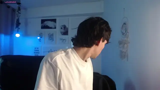 AmethystShadow17 online show from February 11, 2026, 7:47 pm