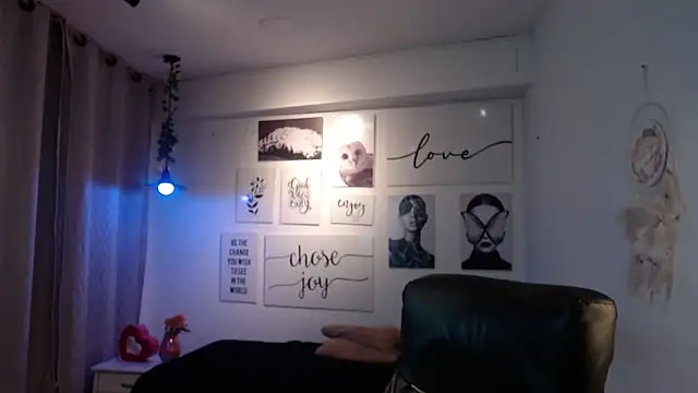 AmethystShadow17 online show from January 11, 2026, 3:41 pm