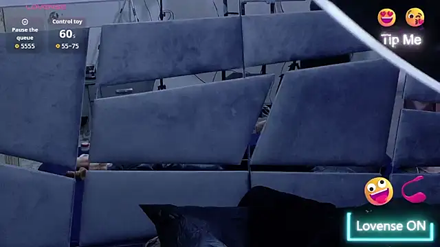 Desire4Duo online show from November 20, 2025, 1:23 pm