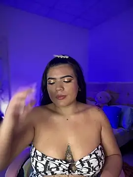 -MACA- online show from October 18, 2025, 10:01 pm