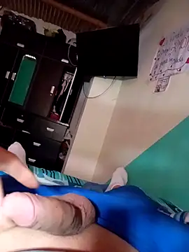 Snapshot of WIlGar1993 chatting on October 23, 2025, 2:27 pm WIlGar1993 online show from October 23, 2025, 2:27 pm