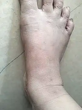 Amanda- ena- online show from February 15, 2026, 6:47 am