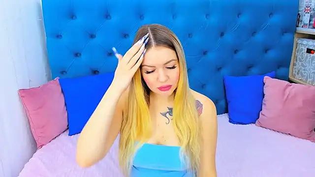 SpicyPreggo online show from November 14, 2025, 3:43 am