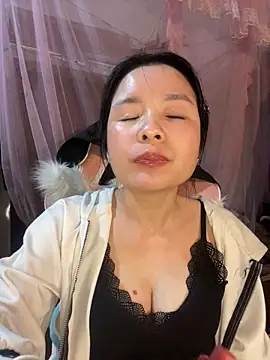 Listen-ly online show from December 18, 2025, 2:32 pm