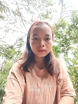 Nguyet2k4 online show from February 12, 2026, 12:32 am