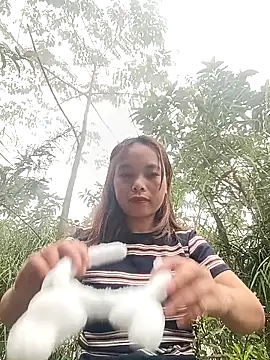 Nguyet2k4 online show from March 11, 2026, 8:19 am