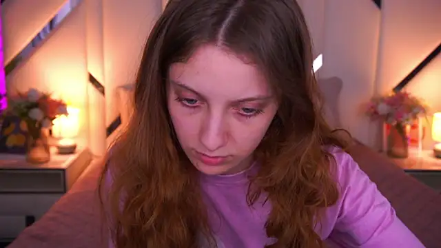 CuteeFoxy online show from April 16, 2026, 2:18 pm