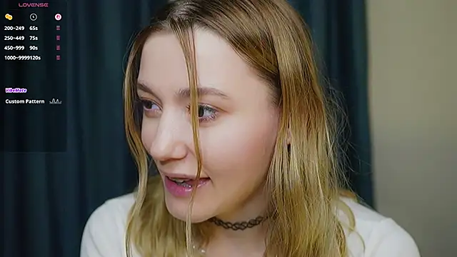 StarryMary online show from November 16, 2025, 9:08 pm