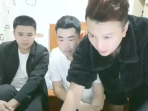 aweiakun online show from October 21, 2025, 8:03 am