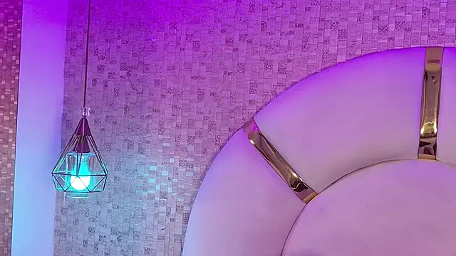 Snapshot of emmy_rose25 chatting on February 5, 2026, 11:50 am emmy rose25 online show from February 5, 2026, 11:50 am