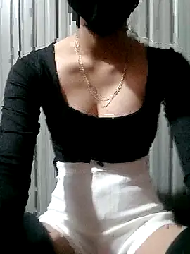 Snapshot of Katy68 chatting on November 28, 2025, 3:01 pm Katy68 online show from November 28, 2025, 3:01 pm