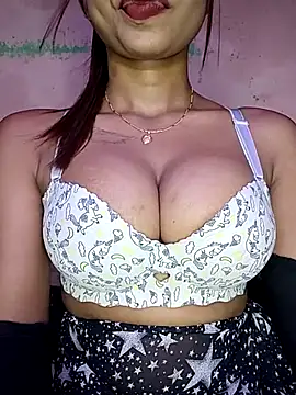 Strip Hotty242 online show from June 27, 2026, 7:42 pm