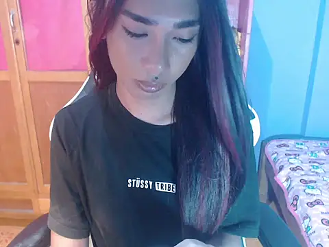 Yourasianbabyemma online show from May 8, 2026, 7:06 pm