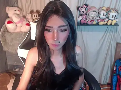 Yourasianbabyemma online show from October 25, 2025, 6:12 am