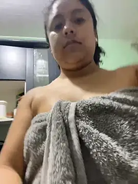 Techi0525 online show from December 4, 2025, 1:37 am