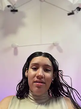SsexCouplee online show from June 10, 2026, 11:33 am