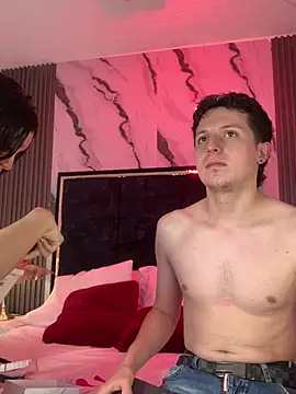 Snapshot of SsexCouplee chatting on February 20, 2026, 11:34 am SsexCouplee online show from February 20, 2026, 11:34 am