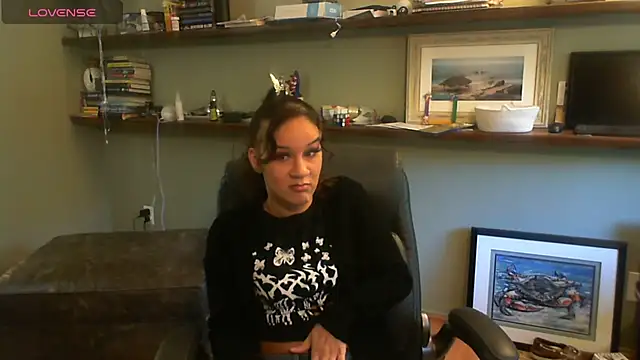 ravensoto online show from October 16, 2025, 6:05 pm