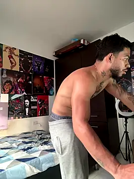 Kylian Alessandro online show from December 16, 2025, 8:57 pm