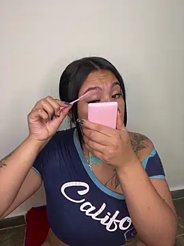 Mellani luod online show from April 15, 2026, 3:23 am