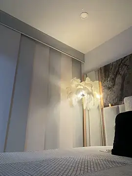 Rashel Frost  online show from November 26, 2025, 1:27 am