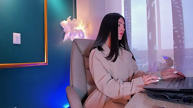 Rashel Frost  online show from May 30, 2026, 3:17 pm