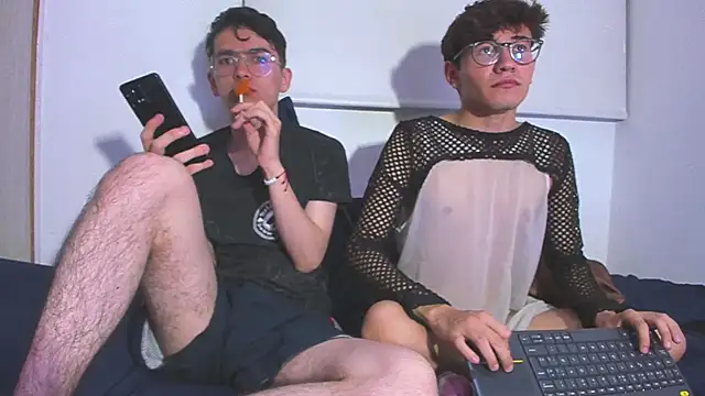 dani angel dark online show from November 30, 2025, 12:33 am