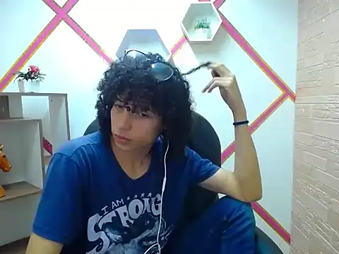 Mike Miiller  online show from October 29, 2025, 5:34 pm