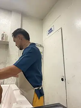 Leonardmoppet online show from November 5, 2025, 7:17 pm