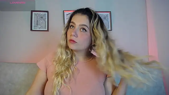 Sweet Bella Valery online show from February 24, 2026, 10:32 pm