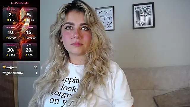 Sweet Bella Valery online show from October 28, 2025, 10:41 pm