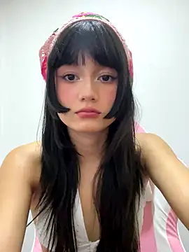 AnaisXoXo online show from November 17, 2025, 9:41 pm