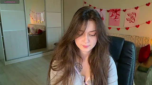 BellaSink online show from October 25, 2025, 5:06 am