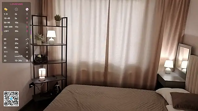 NecoleRemondini online show from October 18, 2025, 4:58 am