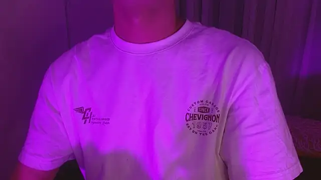 Snapshot of antonella_rosecs chatting on November 25, 2025, 4:24 am antonella rosecs online show from November 25, 2025, 4:24 am