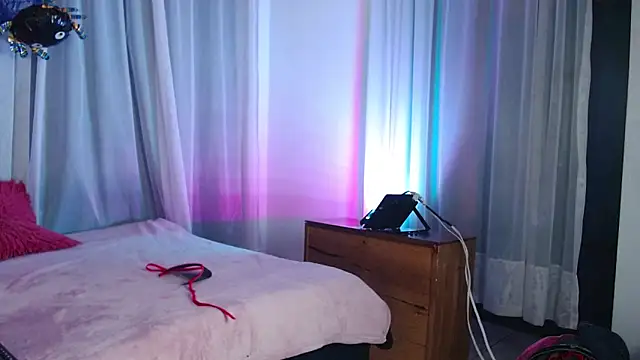 Snapshot of antonella_rosecs chatting on October 17, 2025, 4:38 am antonella rosecs online show from October 17, 2025, 4:38 am